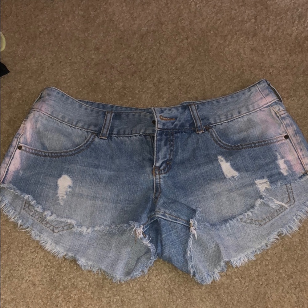 Size 30 billabong jean shorts